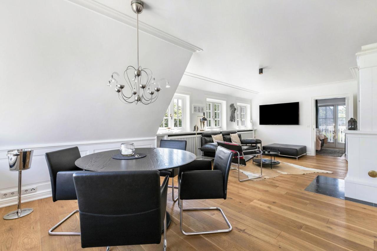 Konstantin Tipkenhues Apartment *
