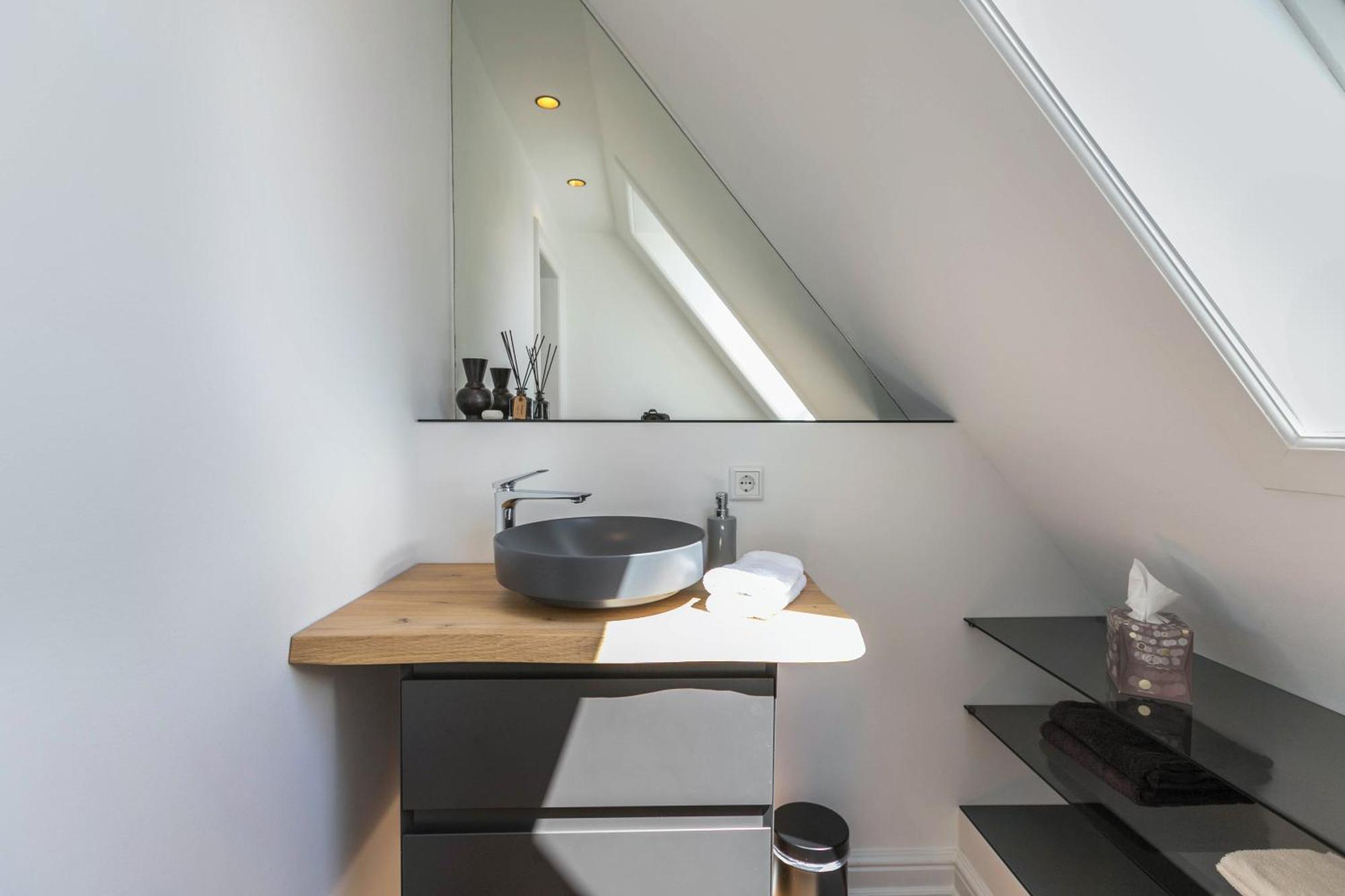 Konstantin Tipkenhues Apartment